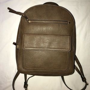 GAP TAUPE BACKPACK